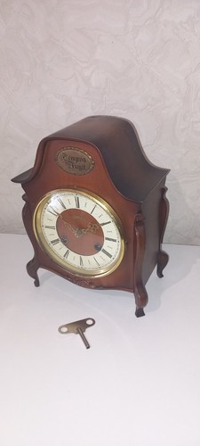 Alte vintage kaminuhr - vintage, /